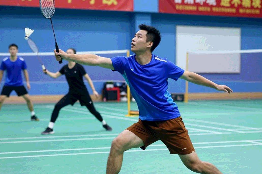 Nguyễn Tiến Minh thắng vòng loại Vietnam Open 2026: Chiến thắng của kinh nghiệm hay lời cảnh tỉnh cho đơn nam Việt Nam? Nguyễn Tiến Minh thắng vòng loại Vietnam Open 2026: Chiến thắng của kinh nghiệm hay lời cảnh tỉnh cho đơn nam Việt Nam?