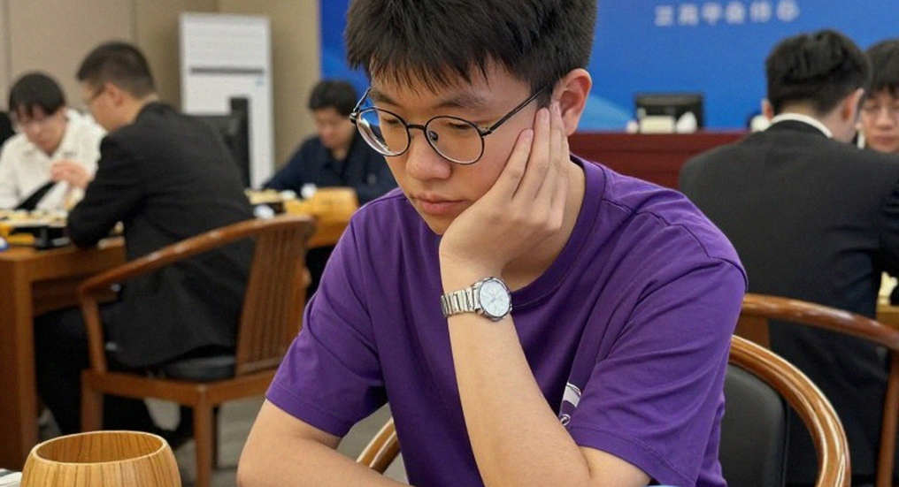 ChessBase thêm Kavutskiy vào FritzTrainer: Khi thương hiệu tác giả thành mặt trận cạnh tranh