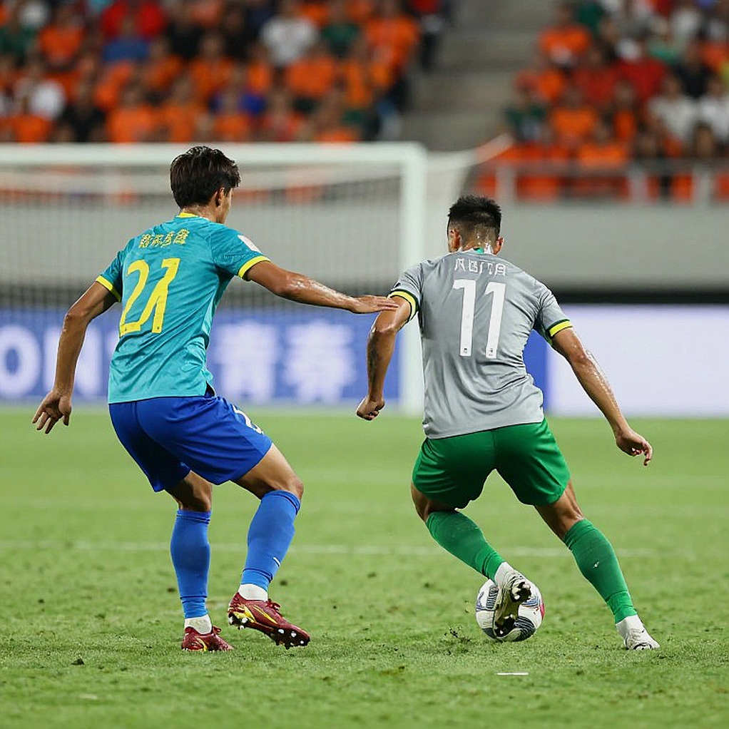 The Empty Heat Map: When Football Analysis Lives on Unsourced Conclusions The Empty Heat Map: When Football Analysis Lives on Unsourced Conclusions
