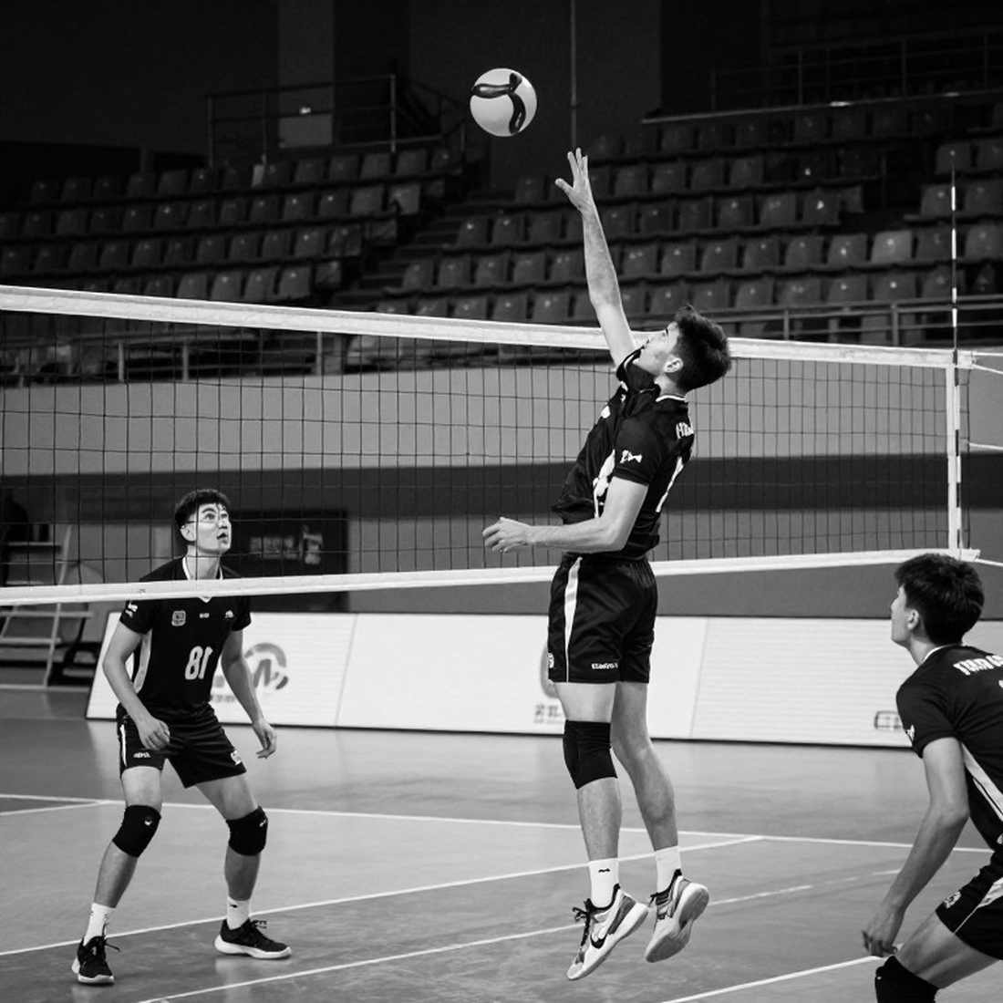 Ba mươi năm danh hiệu MOP bóng chuyền nữ NCAA: Bản đồ vị trí và con đường ra bãi biển