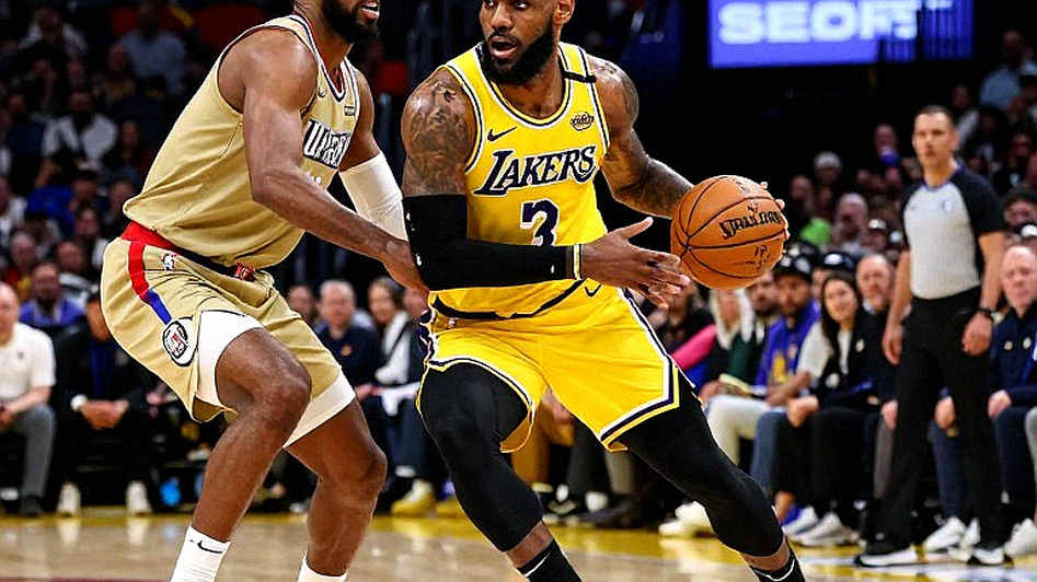 Tyler Dorsey và Olympiacos: Cuộc đàm phán gia hạn vén màn sự thật về hệ thống quyền lực tại Hy Lạp Tyler Dorsey và Olympiacos: Cuộc đàm phán gia hạn vén màn sự thật về hệ thống quyền lực tại Hy Lạp