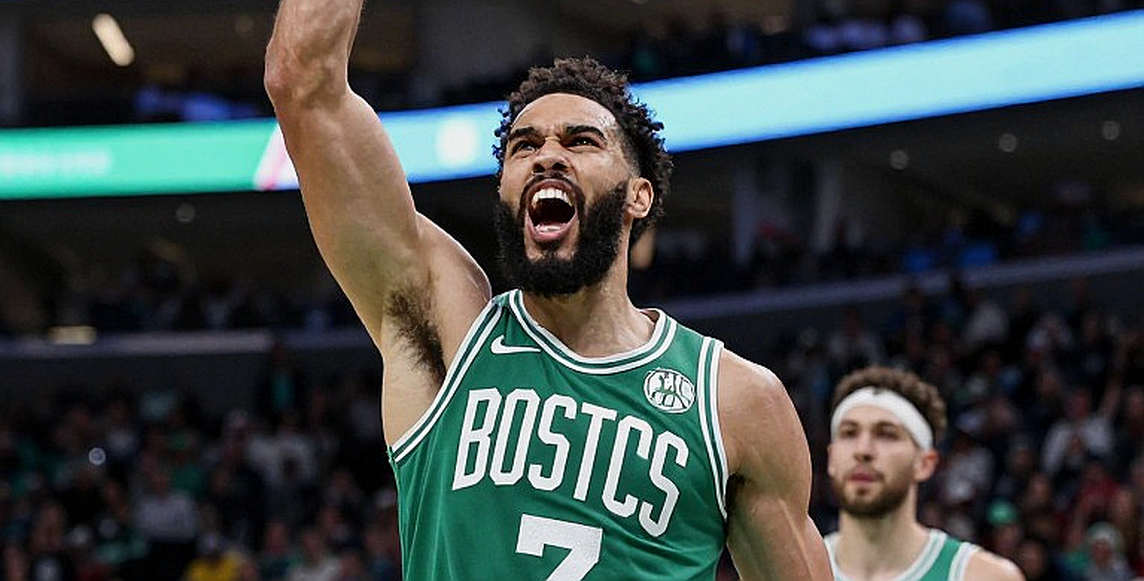 Russell lấy pole ở Baku cách biệt 0,837 giây, nhưng Mercedes đang tự chia đôi chính mình Russell lấy pole ở Baku cách biệt 0,837 giây, nhưng Mercedes đang tự chia đôi chính mình