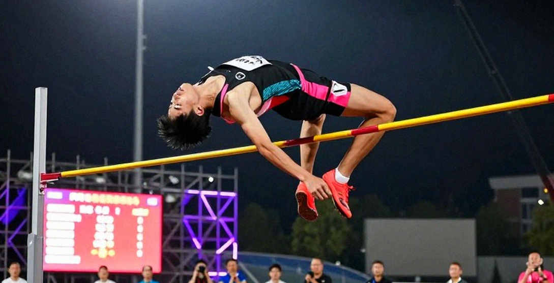 Amy Hunt và cuộc đua 22.16s: Khi vận động viên chạy 200m nữ xuất sắc nhất nước Anh đối mặt với thách thức thể lực mùa giải dài