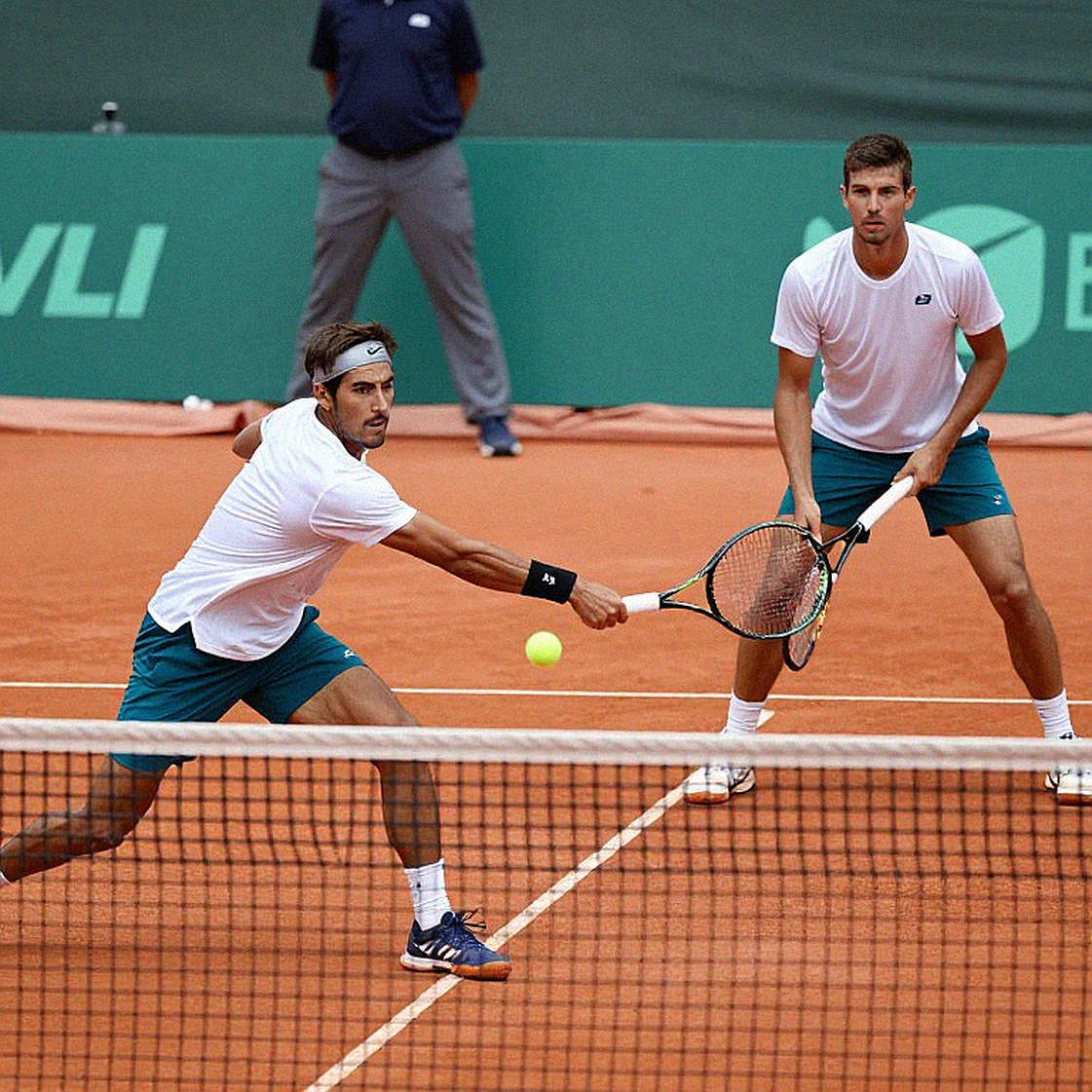 Zverev và đỉnh núi đôi 2026: Khi dữ liệu im lặng, nhà vô địch tự viết câu trả lời Zverev và đỉnh núi đôi 2026: Khi dữ liệu im lặng, nhà vô địch tự viết câu trả lời