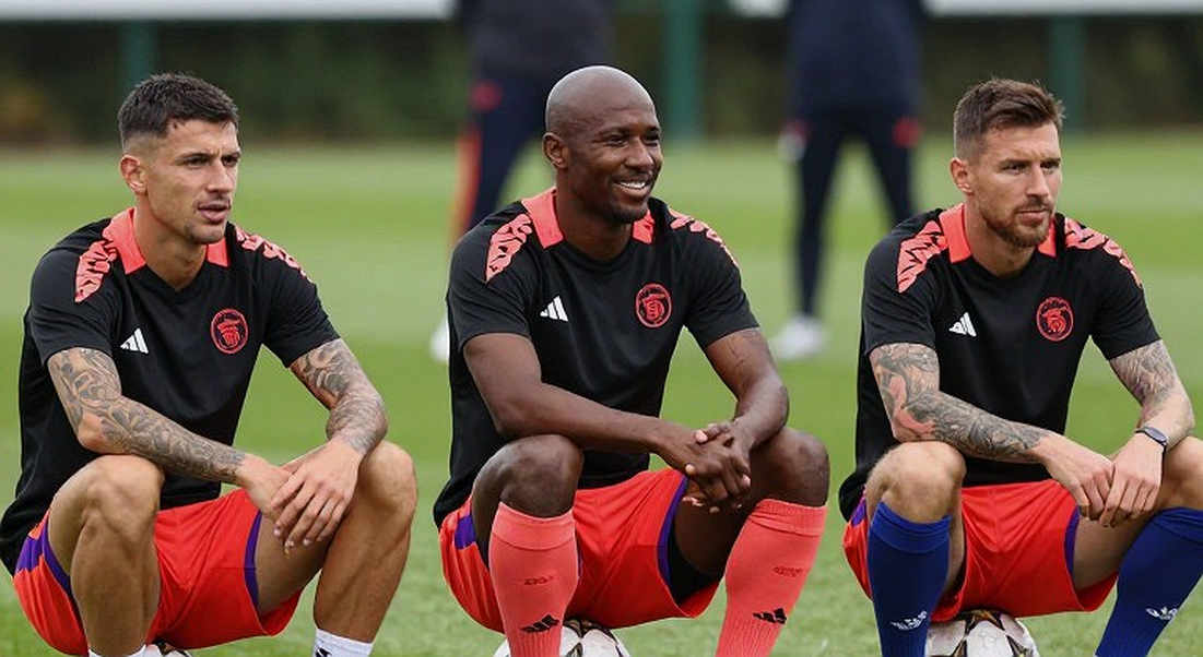 Việt Nam 4-2 Pakistan: Đình Bắc ghi bàn, kiến tạo hai lần và chiếc băng đội trưởng thứ ba
