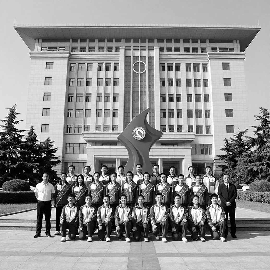 Một bản phân tích chín chiều không có nổi một điểm dữ liệu: nghề viết giữa kỳ chuyển nhượng esports