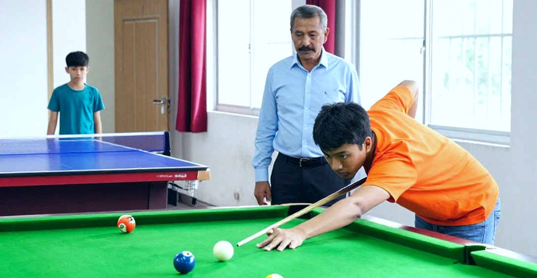 Aaron Hill và cú dọn bàn 139: người bị dẫn chơi thứ snooker sạch nhất ở vòng loại Scottish Open Aaron Hill và cú dọn bàn 139: người bị dẫn chơi thứ snooker sạch nhất ở vòng loại Scottish Open