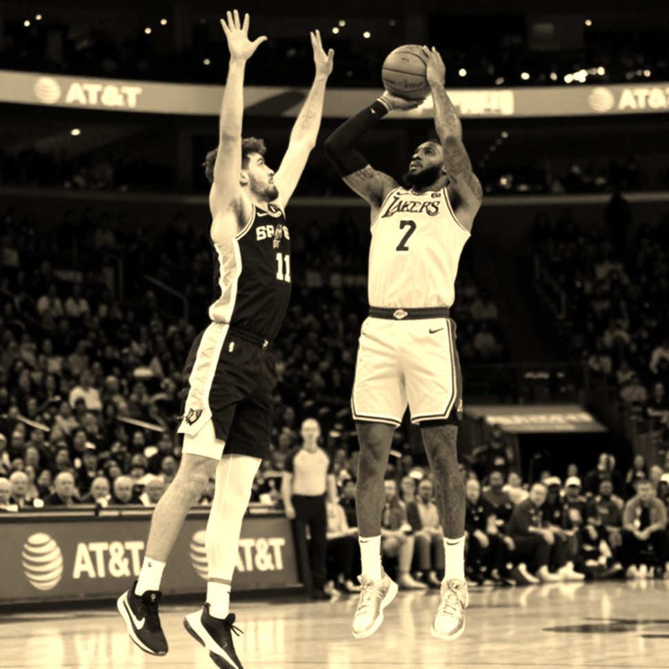 Dwight Howard tại Georgia: 36 phút, 22 điểm và khoảng trống dữ liệu của Black Fortress