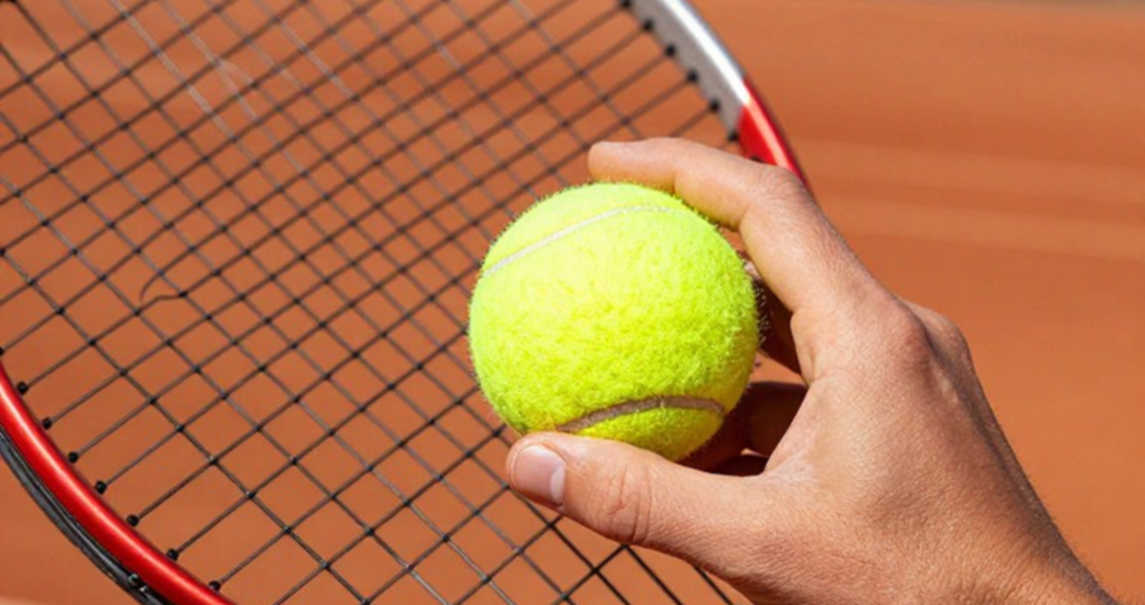 Zverev đưa Đức vào Bologna: điểm tựa 18/20 và lỗ hổng chưa lấp ở đơn số hai
