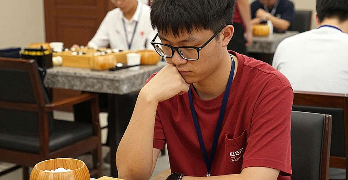 Ván cờ không nước đi: Khi bản phân tích thể thao trống rỗng