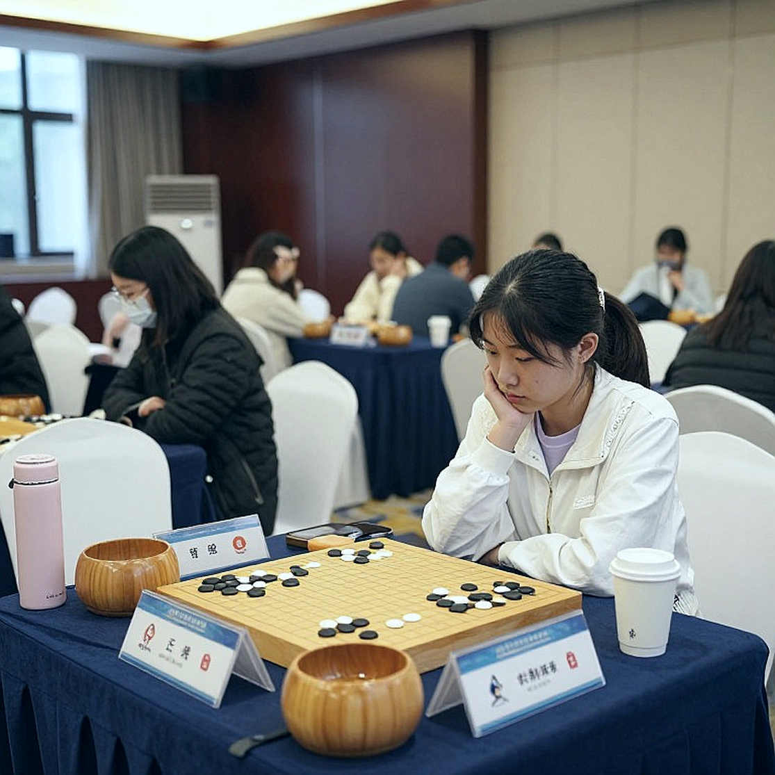 Gen.G hạ HLE 22-7 tại Worlds 2026: mẫu đối chứng sáu trận và khoảng trống dữ liệu vá phiên bản
