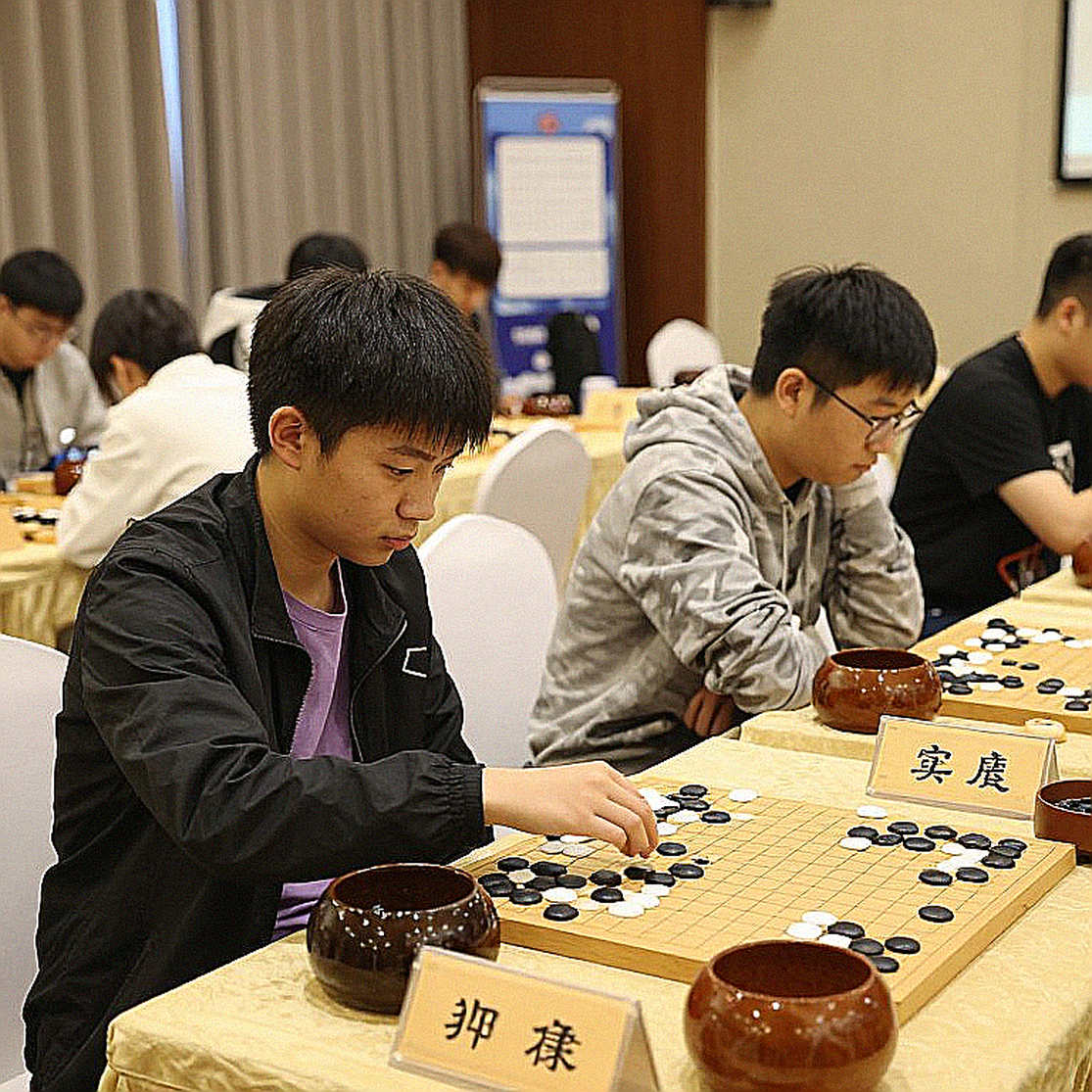 Lịch thi đấu Olimpiad Cờ vua 46 tại Samarkand: Ấn Độ bảo vệ ngôi vô địch, Uzbekistan chờ 'ngôi sao' Sindarov Lịch thi đấu Olimpiad Cờ vua 46 tại Samarkand: Ấn Độ bảo vệ ngôi vô địch, Uzbekistan chờ 'ngôi sao' Sindarov