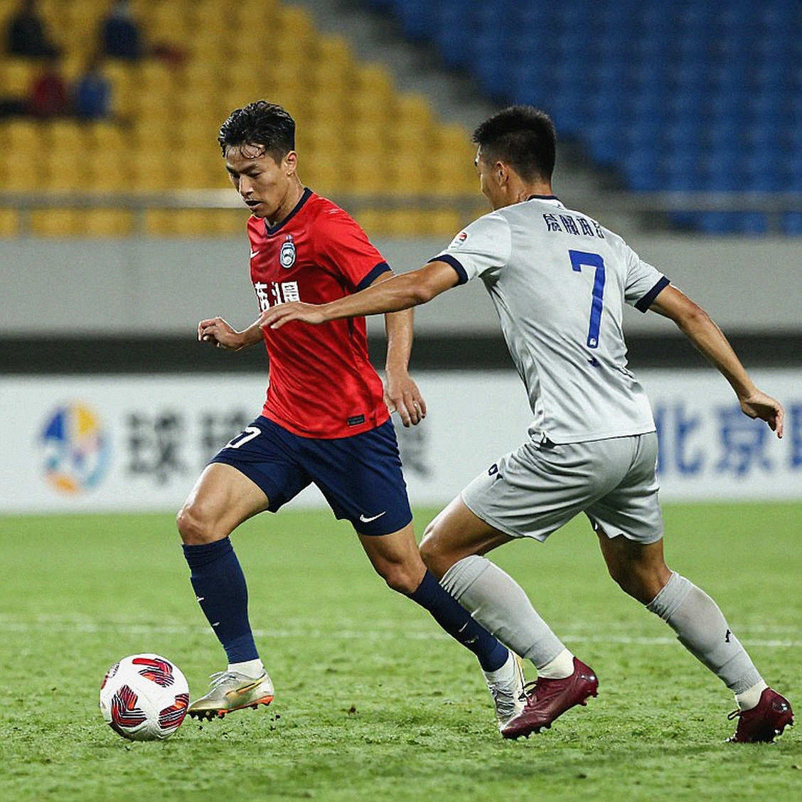 Vietnamese Football: When Silence Is the Most Valuable Stat Vietnamese Football: When Silence Is the Most Valuable Stat