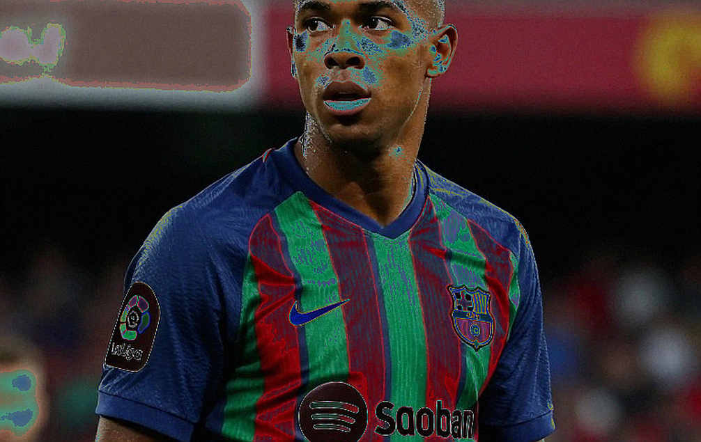 Phút 54 ở La Cartuja: thẻ đỏ của Bernal, hồ sơ Pellegrini và khoảng trống dữ liệu của Barcelona