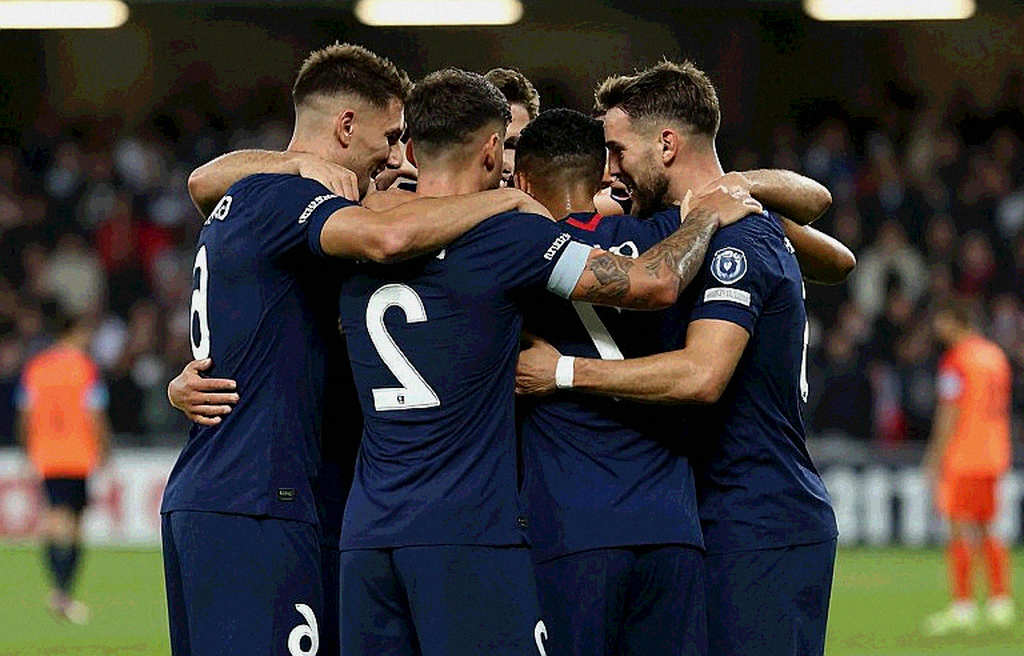 VFF áp dụng luật mới FIFA 2026: V-League tuyên chiến với câu giờ và 'cái miệng giấu trong tay'