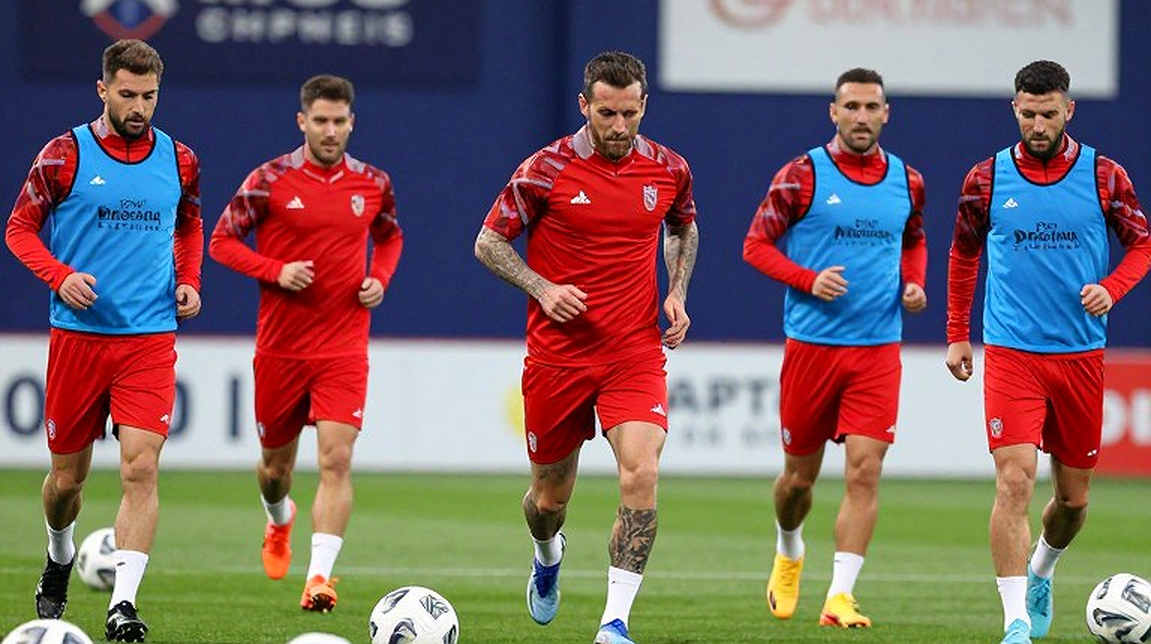 Injuries Shaking Vietnam National Team Plans Ahead of ASEAN Cup: Reactions from Indonesian Media Injuries Shaking Vietnam National Team Plans Ahead of ASEAN Cup: Reactions from Indonesian Media