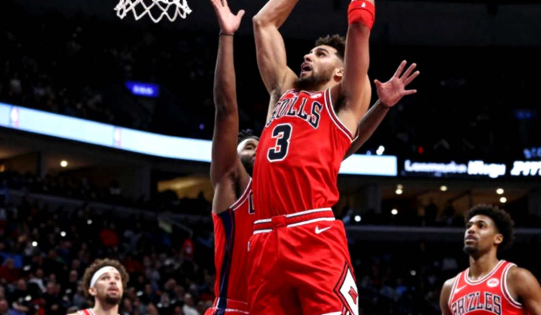 Giannis Antetokounmpo và mùa thu Milwaukee: khi ký ức tập thể đánh tráo một cái tên